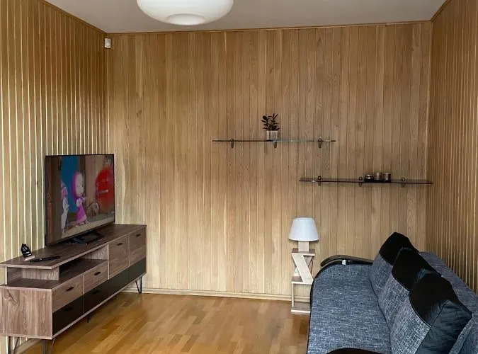 Oak Apartment